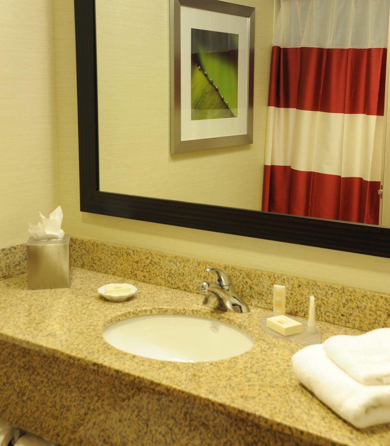 Fairfield & By Marriott Airport Hotel
